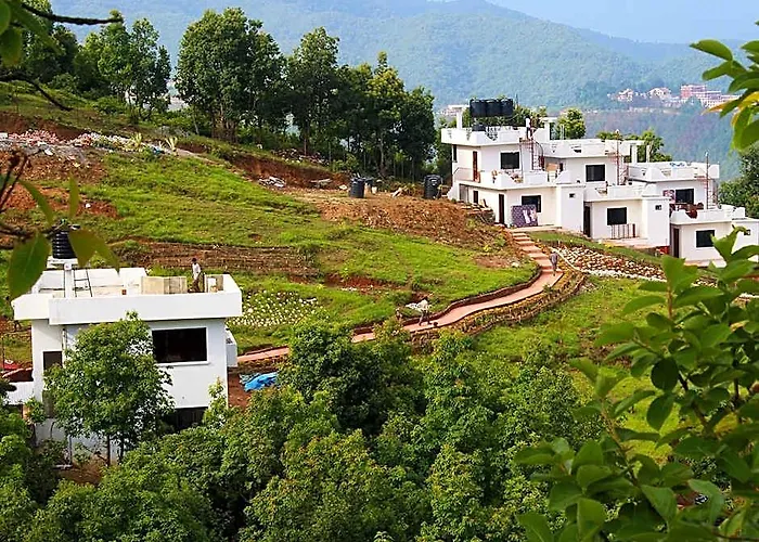 Naikap Village Resort 3*
