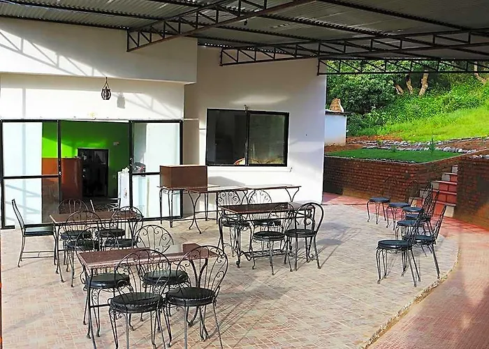 Naikap Village Resort 3*
